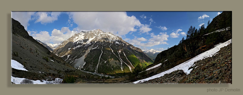 Pano23VALLON DE VALESTRECHE LES BAUMESWN N18T