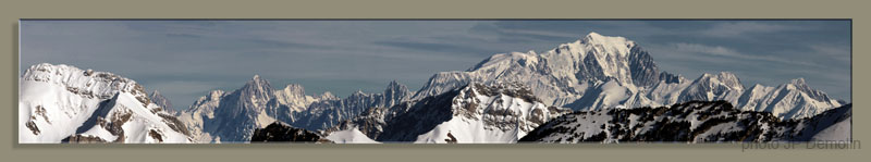 PANO 21LES BAUGESWWCSNN2CS N18NA