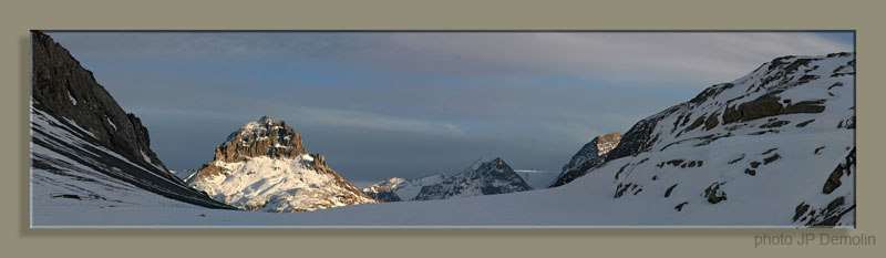 VANOISE HIVER LE GRAND BEC VU DU COL Pano 9WWTFTCN